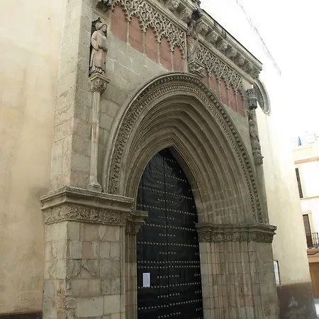Elegante En El Corazon De Sevilla. 塞维利亚